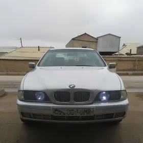 BMW E39 1998