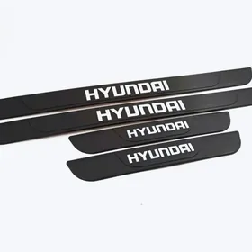 Накладки на пороги HYUNDAI