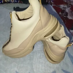 красовка адик