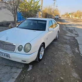 Mercedes-Benz E320 1997
