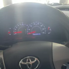 Toyota Camry 2011