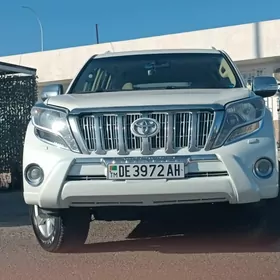 Toyota Land Cruiser Prado 2014