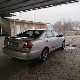 Toyota Camry 2004
