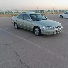 Toyota Camry 2000