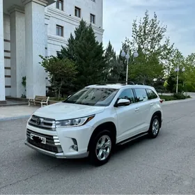 Toyota Highlander 2018