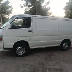 Toyota Hiace 2002