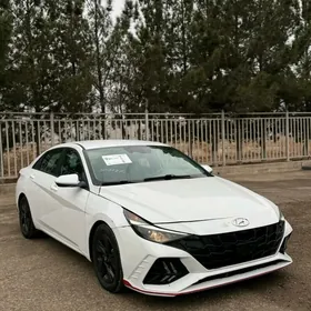 Hyundai Elantra 2021