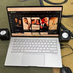 Asus i7 8GB notebook ноутбук