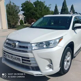 Toyota Highlander 2019