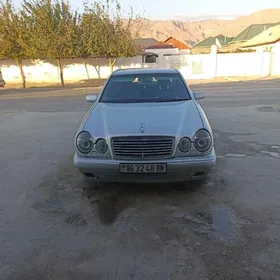 Mercedes-Benz C320 1996