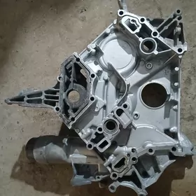 peredniy krishka mersedes 3,2