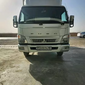 Mitsubishi Canter 2021