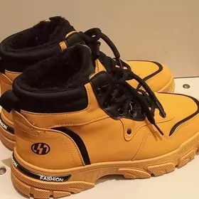 Ädik krasowka. Сопоги.