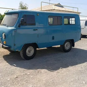 UAZ Profi 1999