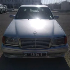 Mercedes-Benz C320 1995