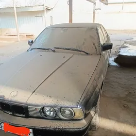 BMW 525 1990