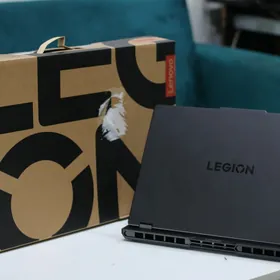 Legion Pro 5 16" OLED 32GB/1TB