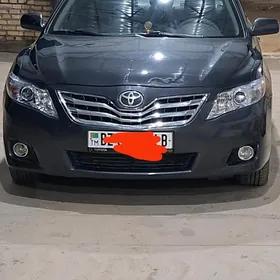 Toyota Camry 2010