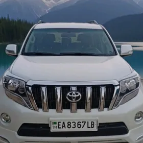Toyota Land Cruiser Prado 2013