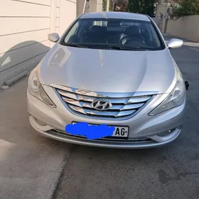 Hyundai Sonata 2011