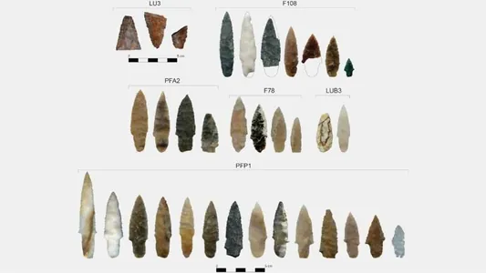 1.Haçan? Nädip?: arheologlar Amerika ýaýran ilkinji adamlaryň geliş ugruny öwrendiler
