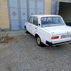 Lada 2104 1982