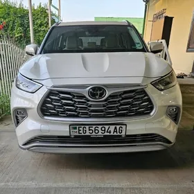 Toyota Highlander 2020