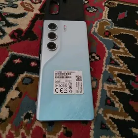 tehno Camon 40pro