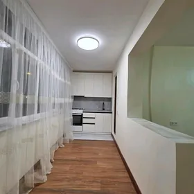 Satlyk jaý 1mkr 1kom