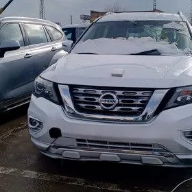 Nissan Pathfinder 2020
