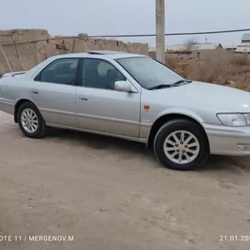 Toyota Camry 2000