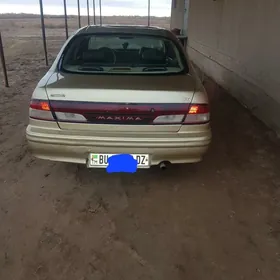 Nissan Maxima 1999