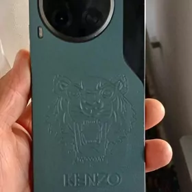 tecno camon 30