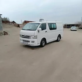 Toyota Hiace 2008