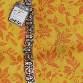 Bilerzik, Jenawi, Swarovski