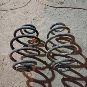 пружин Опел вектра.