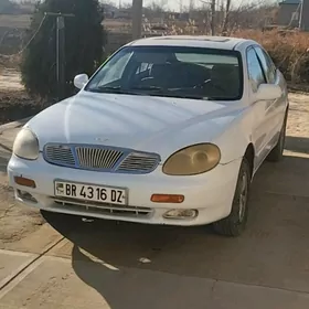 Daewoo Leganza 1998