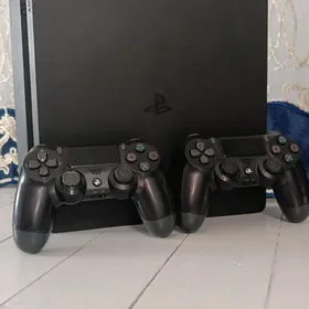 PS 4 SLIM