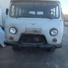 UAZ 452 1985