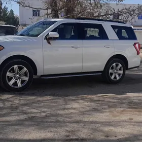 Ford Expedition 2020