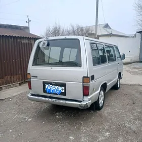 Toyota Hiace 1989