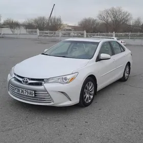 Toyota Camry 2017