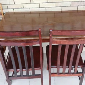 стол обеденный