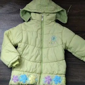 Куртка на девочку