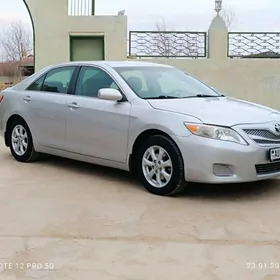 Toyota Camry 2010