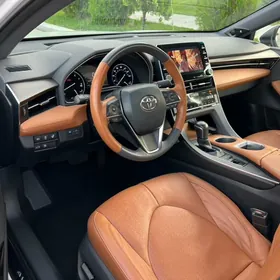 Toyota Avalon 2019
