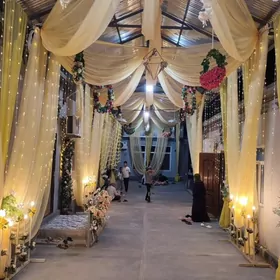 Bereketli toy bezegleri