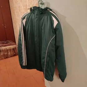 Талып яшыл куртка