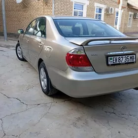 Toyota Camry 2003