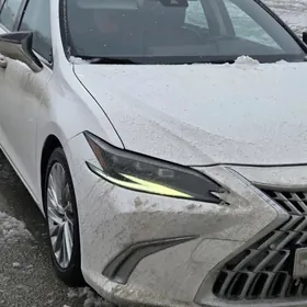 Lexus ES 350 2019